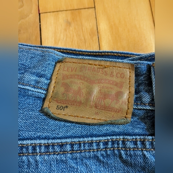 Levi 501 Straight Leg high rise jeans - Picture 5 of 5